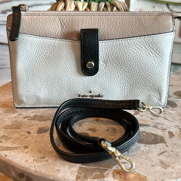 Kate Spade Jackson Crossbody in tan, black and ivory pebbled leather - Picture 1 of 6